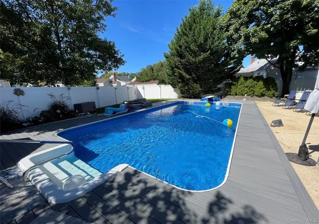 Photo 2 of Single family home for sale at 361 S Clinton Ave, Babylon, NY 11757 | MLS# 1048896 | Listing updated on 2026-09-28