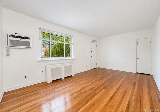 Photo 3 of Condo for sale at 260 13 74th Avenue #1 G, New York, NY 11004 | MLS# 1048908 | Listing updated on 2026-09-14