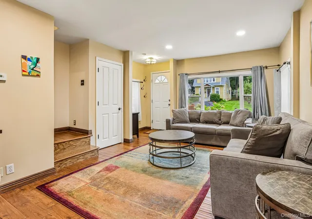 Photo 4 of Single family home for sale at 47 White Ave, Orangetown, NY 10960 | MLS# 1048920 | Listing updated on 2026-09-13