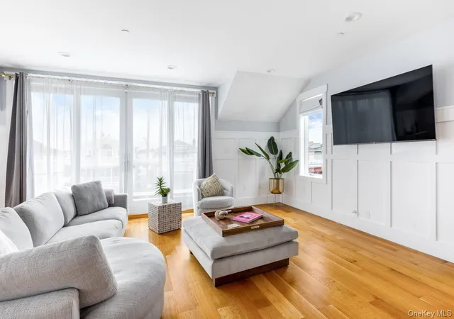 Photo 3 of Condo for sale at 176 Beach 127th St #176B, New York, NY 11694 | MLS# 1048942 | Listing updated on 2026-09-13