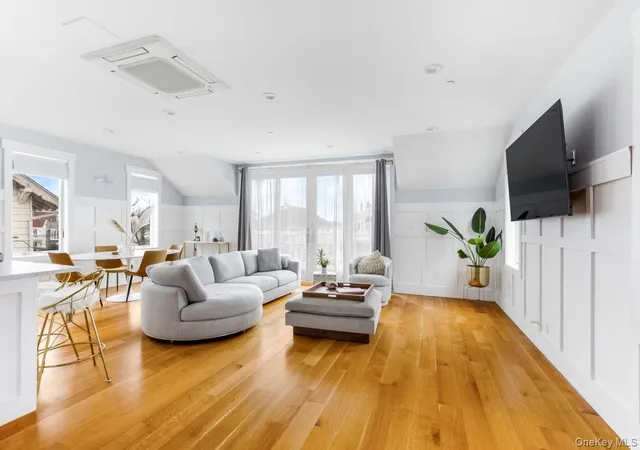 Photo 4 of Condo for sale at 176 Beach 127th St #176B, New York, NY 11694 | MLS# 1048942 | Listing updated on 2026-09-13