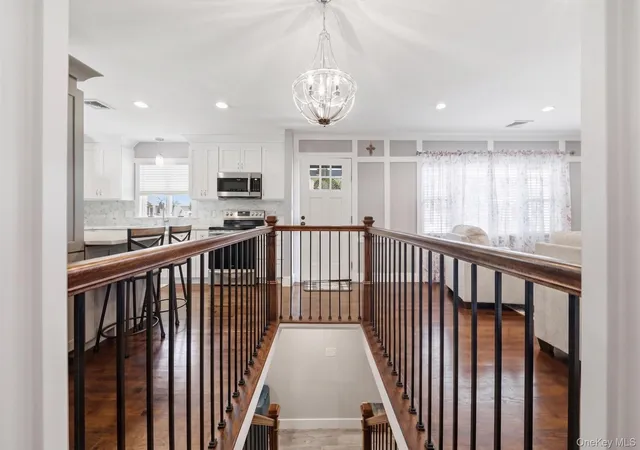 Photo 4 of Single family home for sale at 18 Devon Rd, Oyster Bay, NY 11714 | MLS# 1048948 | Listing updated on 2026-10-04