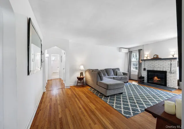 Photo 3 of Single family home for sale at 22 Galloway Rd, Warwick (town), NY 10990 | MLS# 1048967 | Listing updated on 2026-09-20