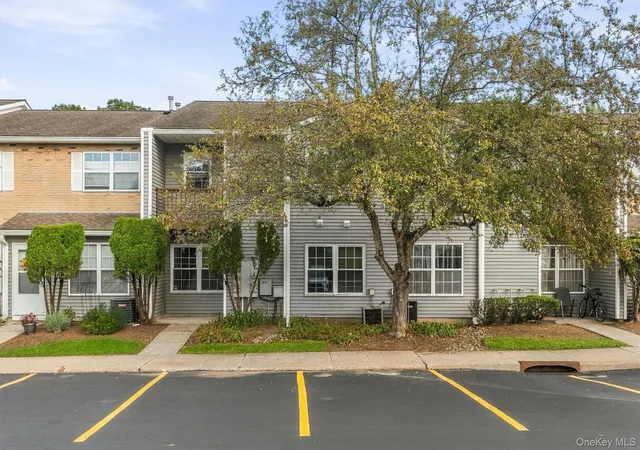 Photo 3 of Condo for sale at 91 Jimal Dr, Middletown, NY 10940 | MLS# 1048976 | Listing updated on 2026-10-04