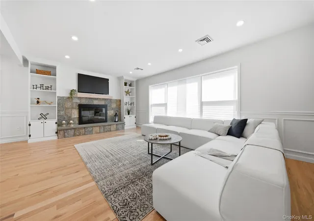 Photo 3 of Sale Pending at 16 Merritt, Oyster Bay, NY 11758 | MLS# 1048980 | Listing updated on 2026-09-26