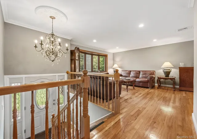 Photo 4 of Sale Pending at 14 Karl Ct, Clarkstown, NY 10920 | MLS# 1048983 | Listing updated on 2026-09-17