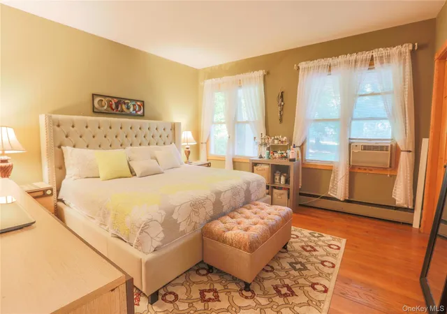 Photo 4 of Single family home for sale at 1553 Strawberry Rd, Yorktown, NY 10547 | MLS# 1048989 | Listing updated on 2026-09-13