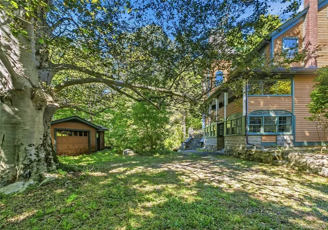 Photo 2 of Single family home for sale at 81 Glendale Rd, New Castle, NY 10562 | MLS# 1048991 | Listing updated on 2026-09-12
