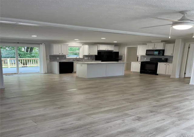 Photo 3 of Manufactured home for sale at 9 Odell, La Grange, NY 12569 | MLS# 1049009 | Listing updated on 2026-10-07