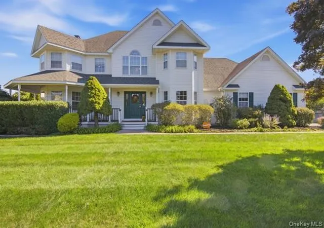 Photo 1 of Single family home for sale at 5 Old Neck Ct, Brookhaven, NY 11949 | MLS# 1049019 | Listing updated on 2026-09-20