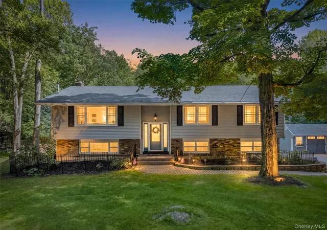Single family home for sale at 264 Bull Ml Rd, Chester Town, NY 10918 | MLS# 1049026