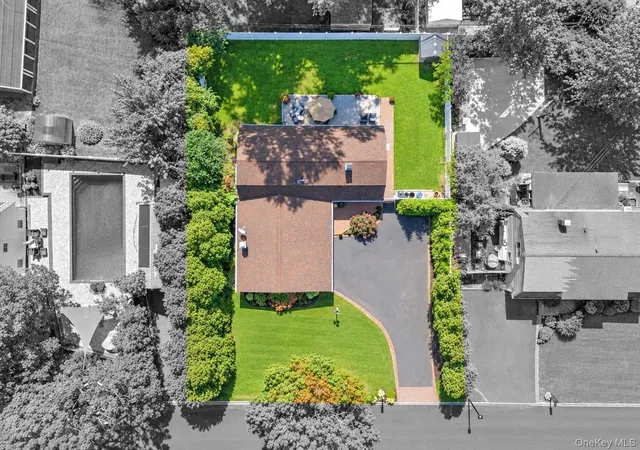 Photo 3 of Sale Pending at 26 All Points Ter, Islip, NY 11741 | MLS# 1049030 | Listing updated on 2026-10-07