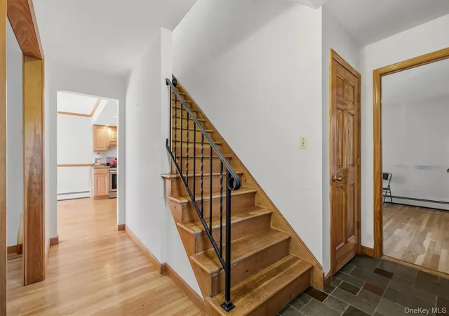 Photo 3 of Single family home for sale at 17 Chestnut Ln, Marlboro, NY 12547 | MLS# 1049036 | Listing updated on 2026-10-07