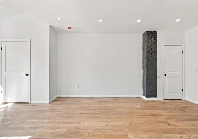 Photo 4 of House for sale at 187-16 Mangin Ave, New York, NY 11412 | MLS# 1049070 | Listing updated on 2026-09-13
