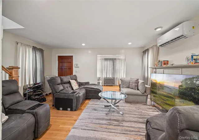 Photo 3 of Single family home for sale at 432 Bedford Ave, Mount Vernon, NY 10553 | MLS# 1049085 | Listing updated on 2026-10-21