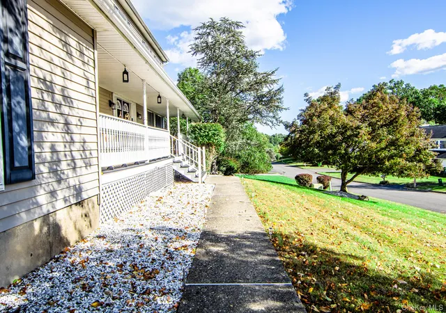 Photo 50 of Single family home for sale at 29 John F Kennedy Dr, Stony Point, NY 10980 | MLS# 1049093 | Listing updated on 2026-10-07
