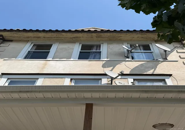 Photo 2 of Multi family home for sale at 535 S 8th Avenue, Mount Vernon, NY 10550 | MLS# 1049095 | Listing updated on 2026-09-13