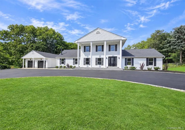 Single family home for sale at 19 Victoria Ln, Brookhaven, NY 11949 | MLS# 1049098