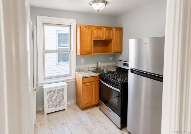 Photo 3 of Sale Pending at 738 E 45th Street, New York, NY 11203 | MLS# 1049107 | Listing updated on 2026-10-16