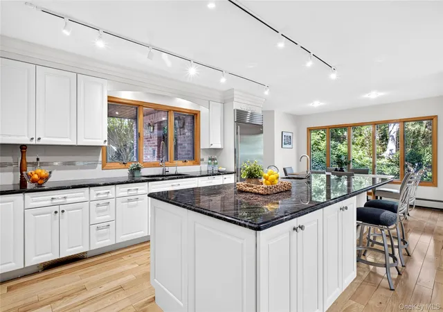 Photo 3 of Single family home for sale at 4 Parkwood Dr, North Hempstead, NY 11023 | MLS# 1049118 | Listing updated on 2026-10-08