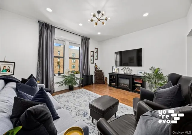 Photo 2 of Condo for sale at 83 84 116th Street #4A, New York, NY 11418 | MLS# 1049122 | Listing updated on 2026-09-13