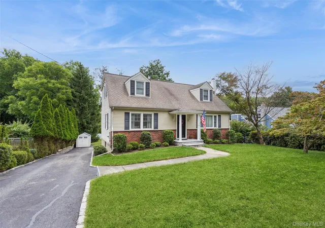Photo 3 of Sale Pending at 252 Buttonwood Ave, Cortlandt, NY 10567 | MLS# 1049132 | Listing updated on 2026-10-22