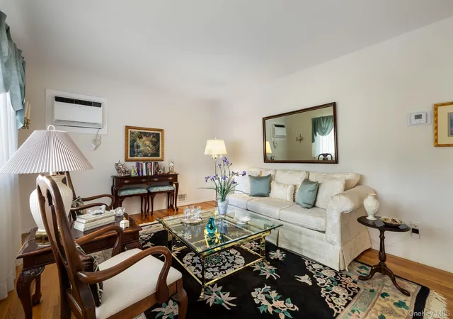 Photo 3 of Single family home for sale at 8 Ripley Dr, Huntington, NY 11768 | MLS# 1049151 | Listing updated on 2026-09-25