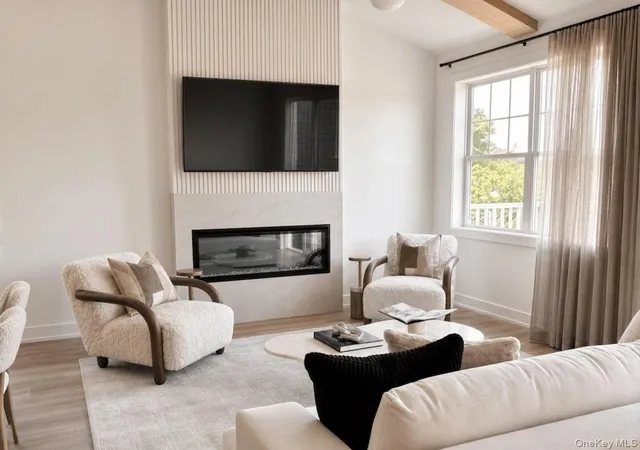 Listing Photo 4 - Condo for sale in building located at 606 Bay Vw Cir, Brookhaven, NY 11955 - Unit #6