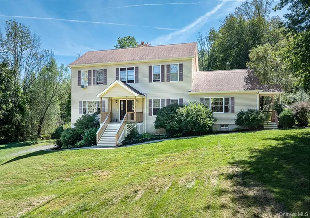 Photo 2 of Single family home for sale at 250 Highview Rd, Union Vale, NY 12522 | MLS# 1049190 | Listing updated on 2026-10-02