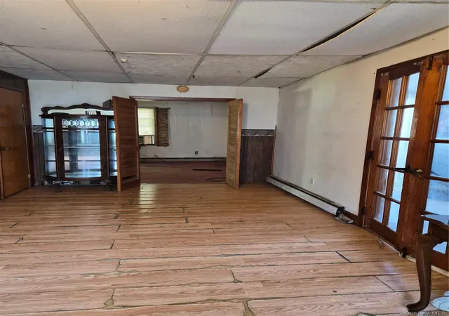 Photo 4 of Single family home for sale at 10 Cedar St, Hyde Park, NY 12580 | MLS# 1049221 | Listing updated on 2026-09-13