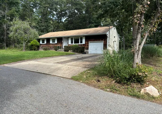 Single family home for sale at 219 Shafter St, Islip, NY 11749 | MLS# 1049259 | Listing updated on 2026-09-23