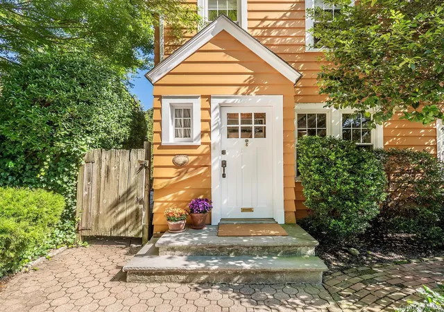 Photo 3 of Single family home for sale at 177 Prospect Ave, Oyster Bay, NY 11579 | MLS# 1049260 | Listing updated on 2026-09-17
