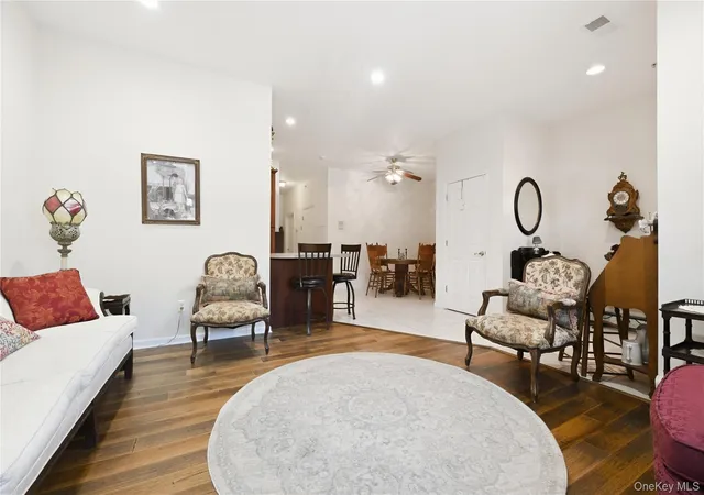 Photo 4 of Sale Pending at 121 Francesca Way, Babylon, NY 11701 | MLS# 1049275 | Listing updated on 2026-10-02
