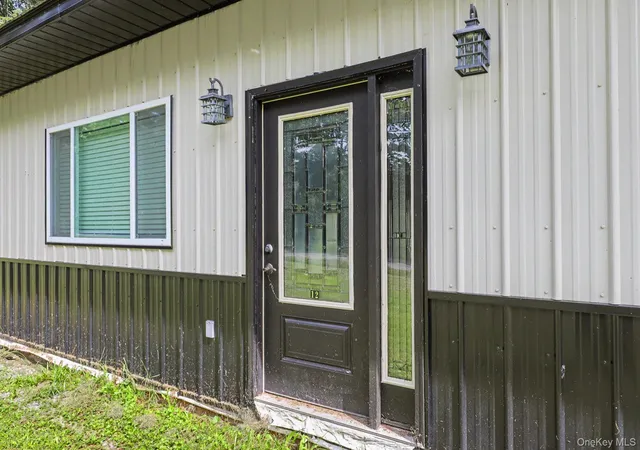 Photo 3 of Single family home for sale at 8-10 Katzman Rd, Wawarsing, NY 12428 | MLS# 1049298 | Listing updated on 2026-09-15