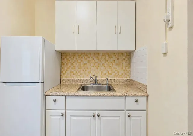 Photo 4 of Condo for sale at 9752 75th Street #A23, New York, NY 11416 | MLS# 1049301 | Listing updated on 2026-09-27