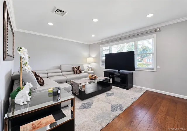 Photo 3 of Single family home for sale at 678 Clinton Ave, Hempstead, NY 11553 | MLS# 1049324 | Listing updated on 2026-10-07