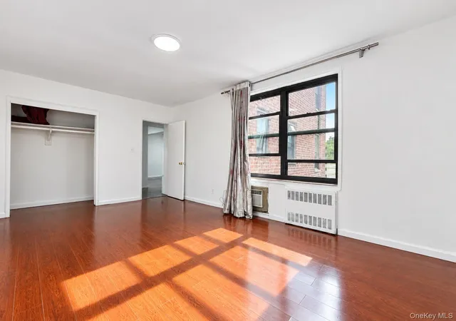 Photo 3 of Condo for sale at 132-35 Sanford Ave #5R, New York, NY 11355 | MLS# 1049325 | Listing updated on 2026-09-22
