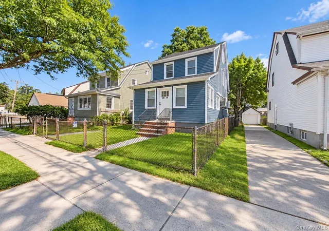 Photo 2 of Single family home for sale at 122 19 Lucas St, New York, NY 11413 | MLS# 1049348 | Listing updated on 2026-10-08