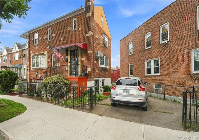 Photo 2 of Single family home for sale at 1563 Merry Ave, New York, NY 10461 | MLS# 1049357 | Listing updated on 2026-09-14