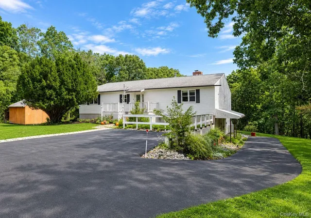 Photo 2 of Single family home for sale at 226 Charwill Dr, Stanford, NY 12514 | MLS# 1049359 | Listing updated on 2026-09-14