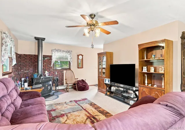 Photo 4 of Single family home for sale at 431 Newport Brg Rd, Warwick (town), NY 10969 | MLS# 1049369 | Listing updated on 2026-10-01