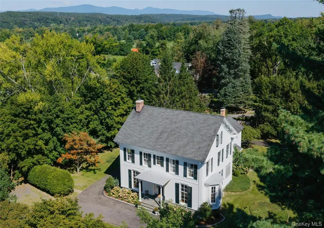 Photo 3 of Mansion for sale at 238 Wrentham St, Ulster, NY 12401 | MLS# 1049375 | Listing updated on 2026-09-17