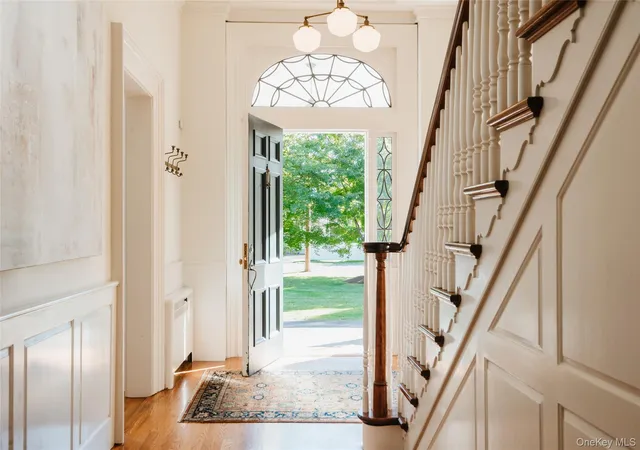 Photo 4 of Single family home for sale at 238 Wrentham St, Ulster, NY 12401 | MLS# 1049375 | Listing updated on 2026-09-17