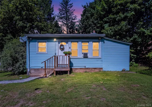 Photo 3 of Single family home for sale at 60 Carle Ter, Ulster, NY 12449 | MLS# 1049382 | Listing updated on 2026-09-15