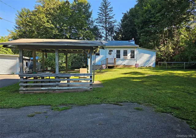 Photo 3 of Single family home for sale at 60 Carle Ter, Ulster, NY 12449 | MLS# 1049382 | Listing updated on 2026-09-15