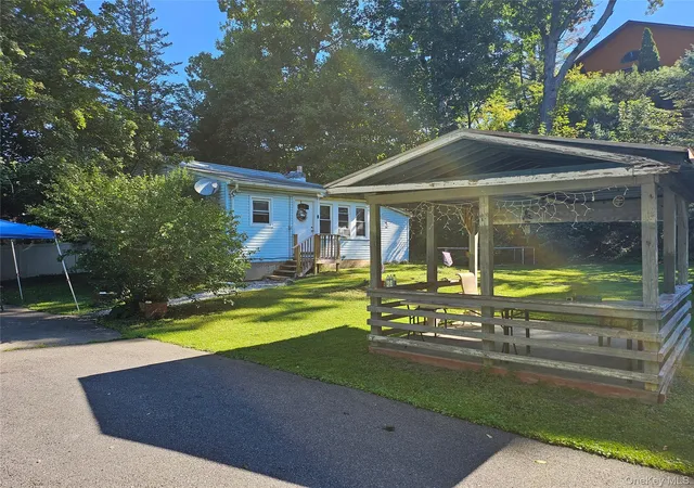 Photo 4 of Single family home for sale at 60 Carle Ter, Ulster, NY 12449 | MLS# 1049382 | Listing updated on 2026-09-15