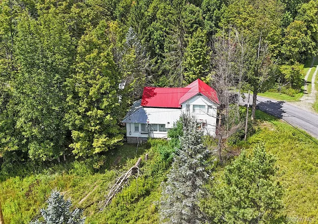 Photo 1 of Single family home for sale at 3994 Klondike Rd, Hancock, NY 12760 | MLS# 1049387 | Listing updated on 2026-09-16