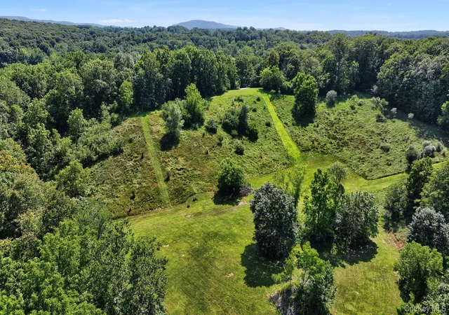 Photo 2 of Single family home for sale at 470 Little Britain Rd, Newburgh (town), NY 12550 | MLS# 1049459 | Listing updated on 2026-09-15