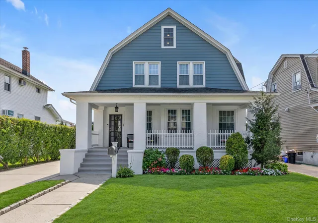 Photo 1 of Sale Pending at 33 Adams St, Hempstead, NY 11518 | MLS# 1049460 | Listing updated on 2026-09-29