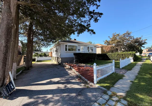 Photo 2 of Sale Pending at 12 June St, Yonkers, NY 10710 | MLS# 1049462 | Listing updated on 2026-09-23